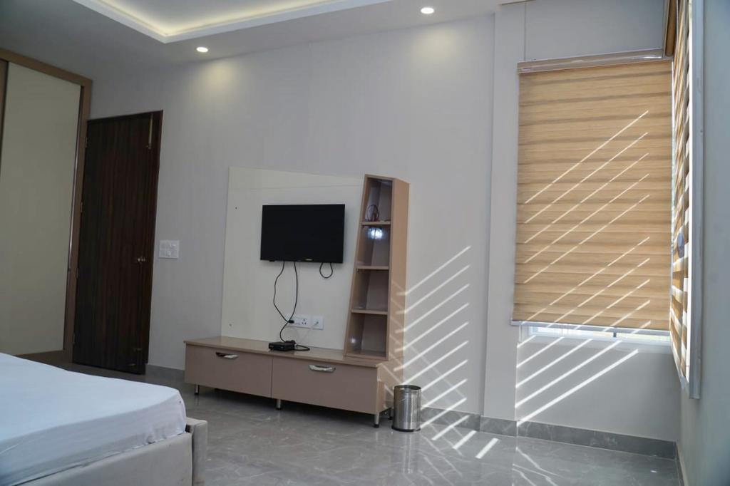 Farmhouse for party in noida