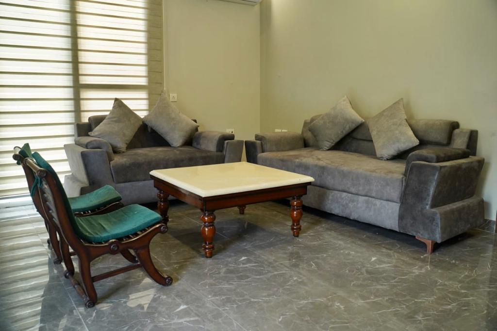 Farmhouse for party in noida