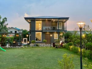 Farmhouse for Valentine’s Day Celebration in Noida